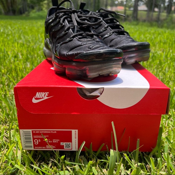 Nike womens vapormax plus - Picture 4 of 9